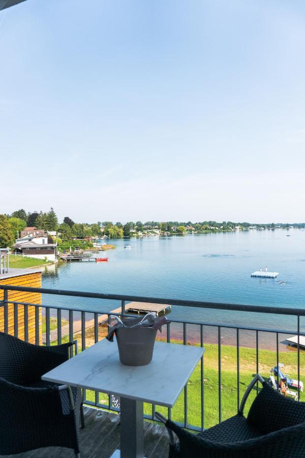 Neufeldersee Hotel & Restaurant Neufeld an der Leitha エクステリア 写真