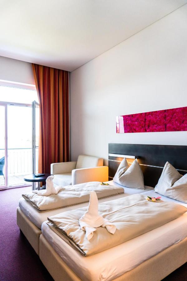 Neufeldersee Hotel & Restaurant Neufeld an der Leitha エクステリア 写真